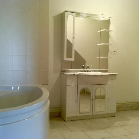 La Terrasse Vue Etangs, Babyfoot, Jeux De Societe By Bookingfute Apartment