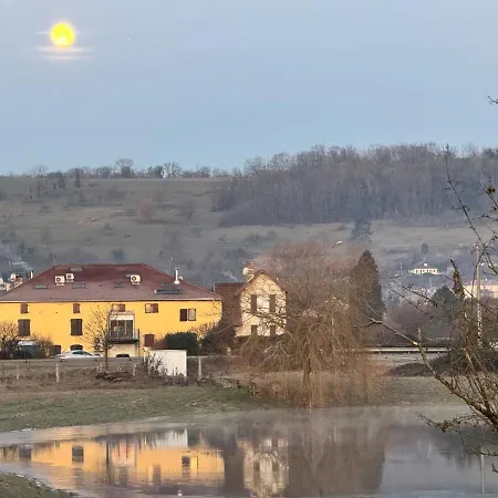 La Terrasse Vue Etangs, Babyfoot, Jeux De Societe By Bookingfute * Socourt