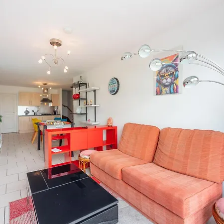 La Terrasse Vue Etangs, Babyfoot, Jeux De Societe By Bookingfute Apartament Socourt
